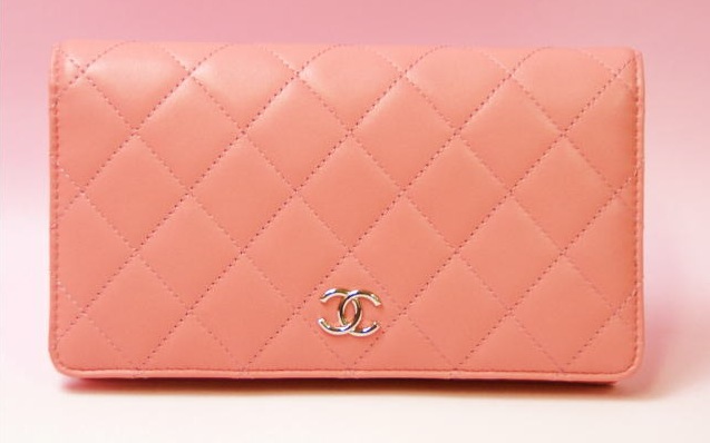 風水では財布の色はピンクが良い運気に Myme